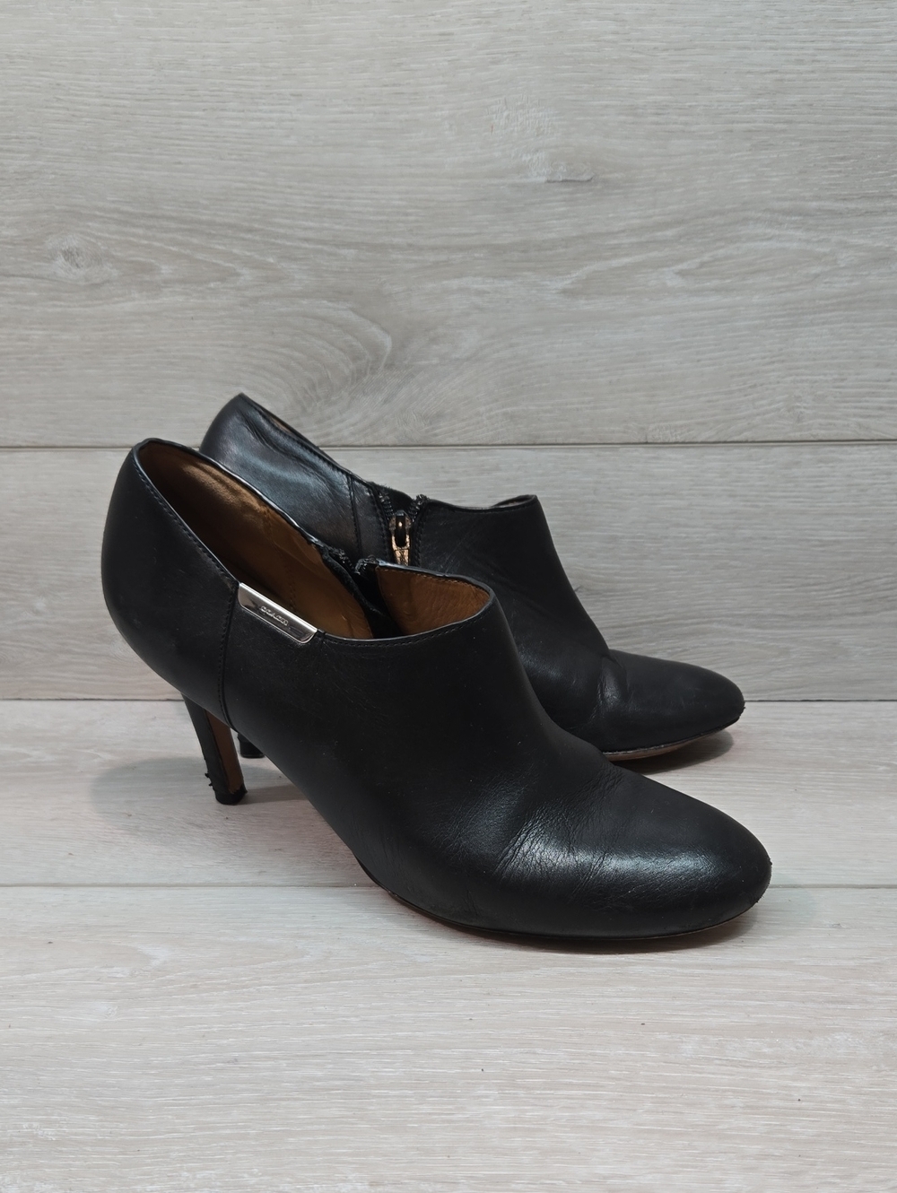 Coach Women's Seneca Black Leather Ankle Booties Heels Shoes Sz 10B